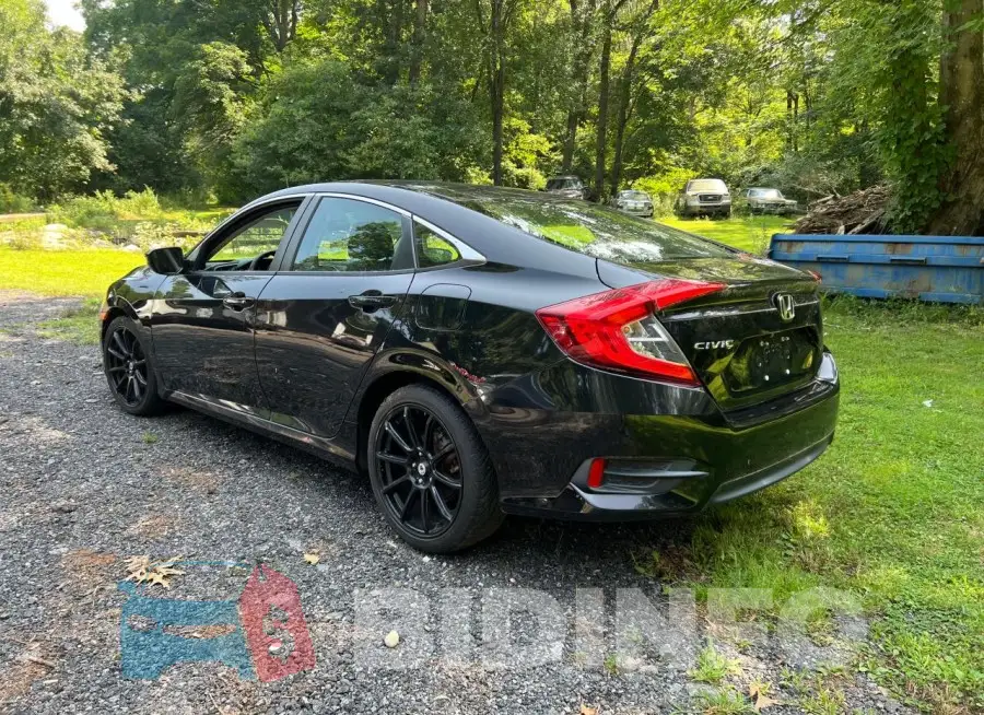 19XFC2F73GE203807 Photo# 3