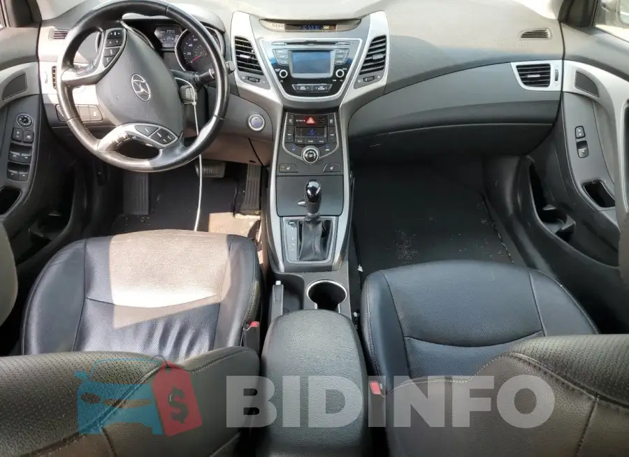 5NPDH4AE8GH778717 Photo# 8