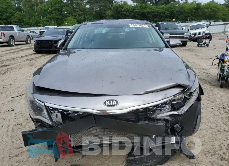 5XXGU4L38JG220874 Photo# 5