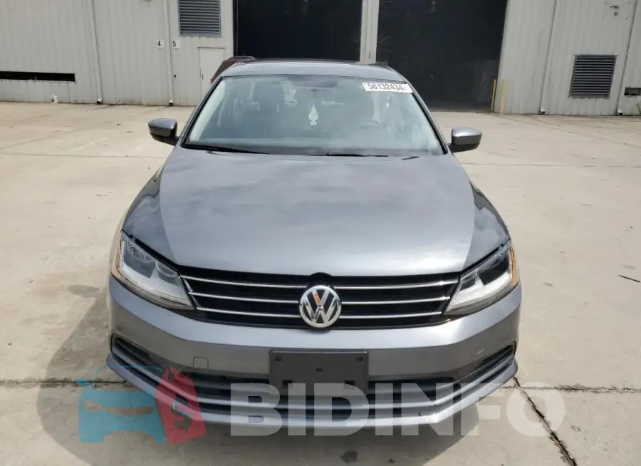 3VW167AJ9HM371263 Photo# 5