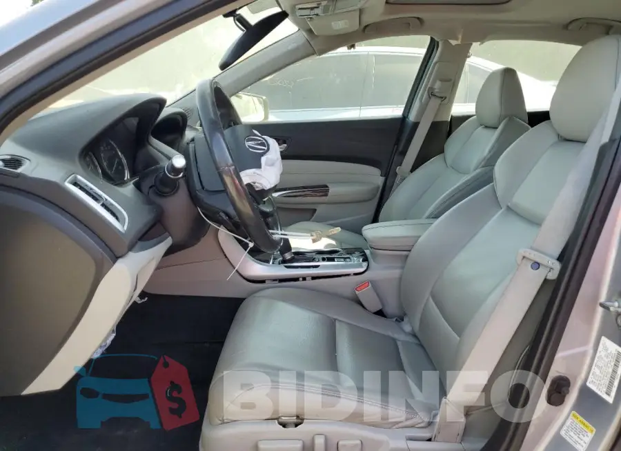19UUB1F32FA017597 Photo# 7
