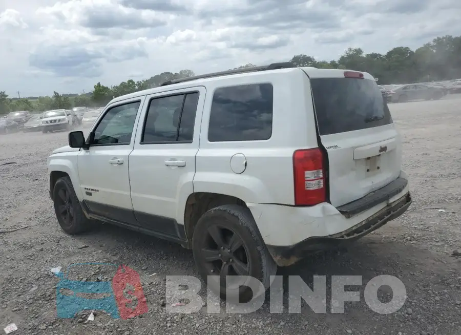 1C4NJPBB4HD132256 Photo# 2