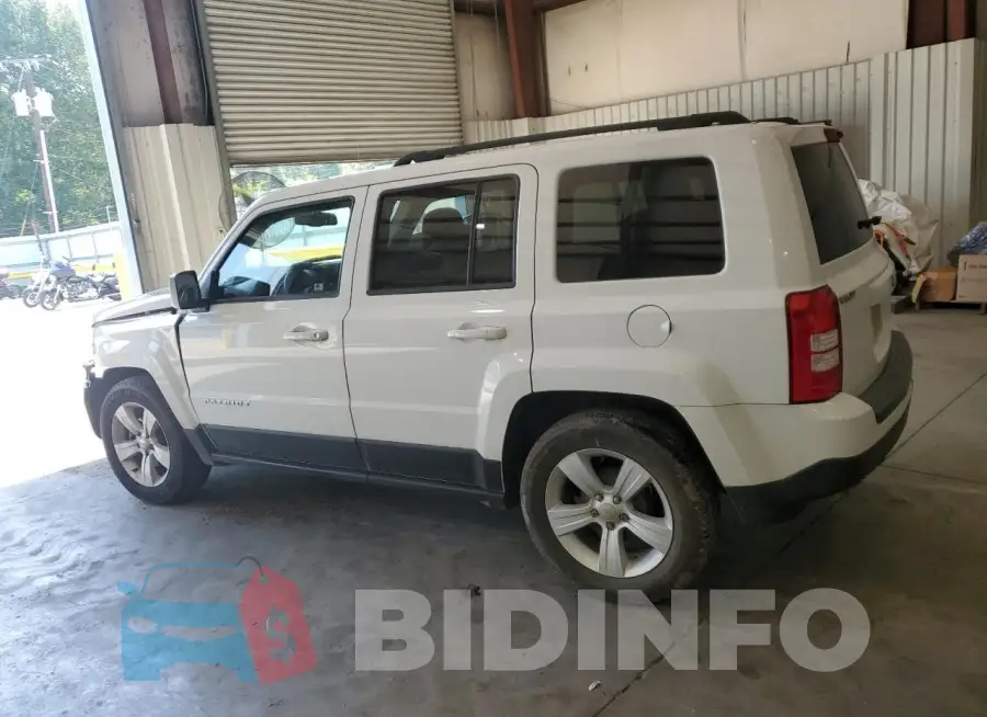 1C4NJPFB3FD178605 Photo# 2