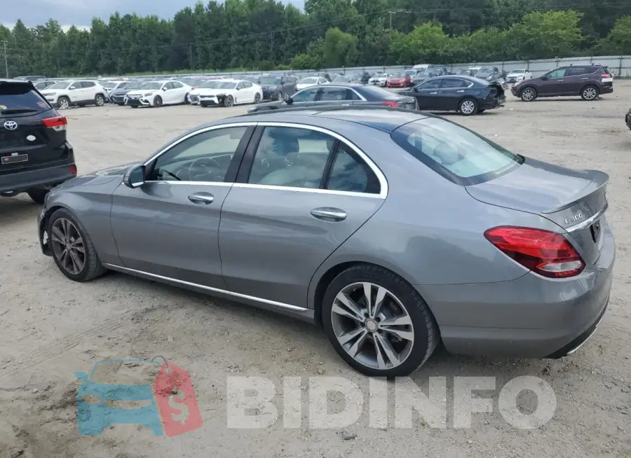 WDDWF4JB0GR147818 Photo# 2