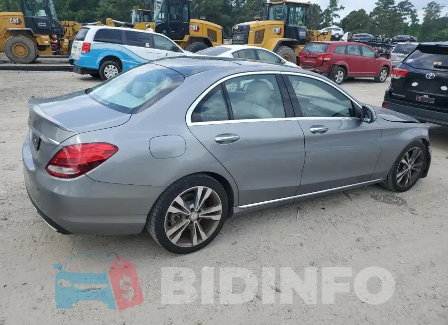 WDDWF4JB0GR147818 Photo# 3