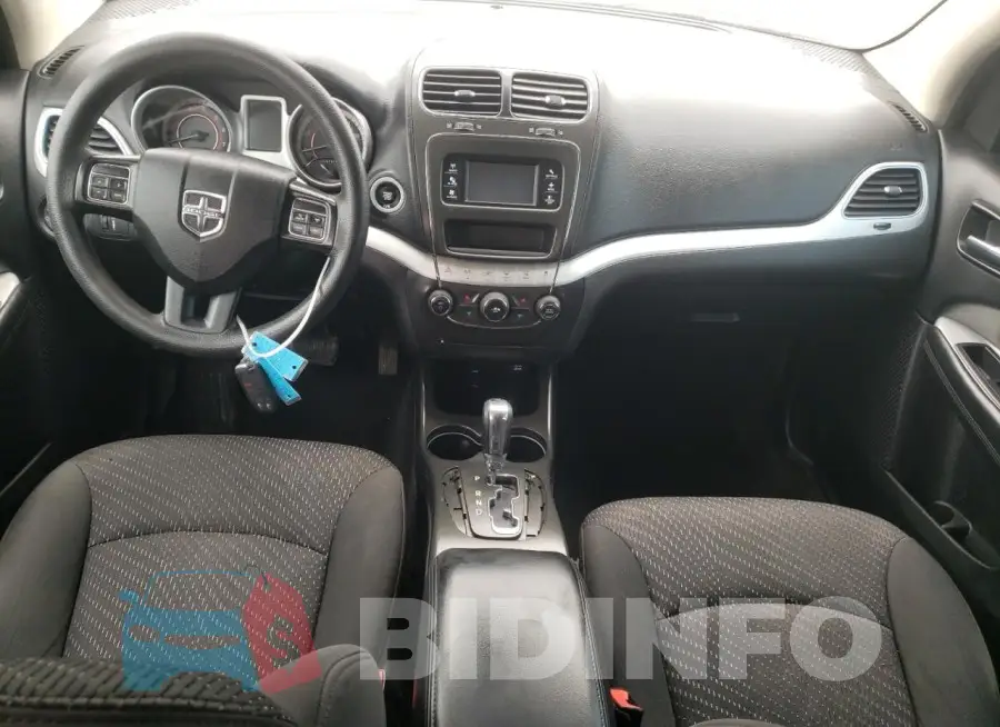 3C4PDCAB5HT683882 Photo# 8