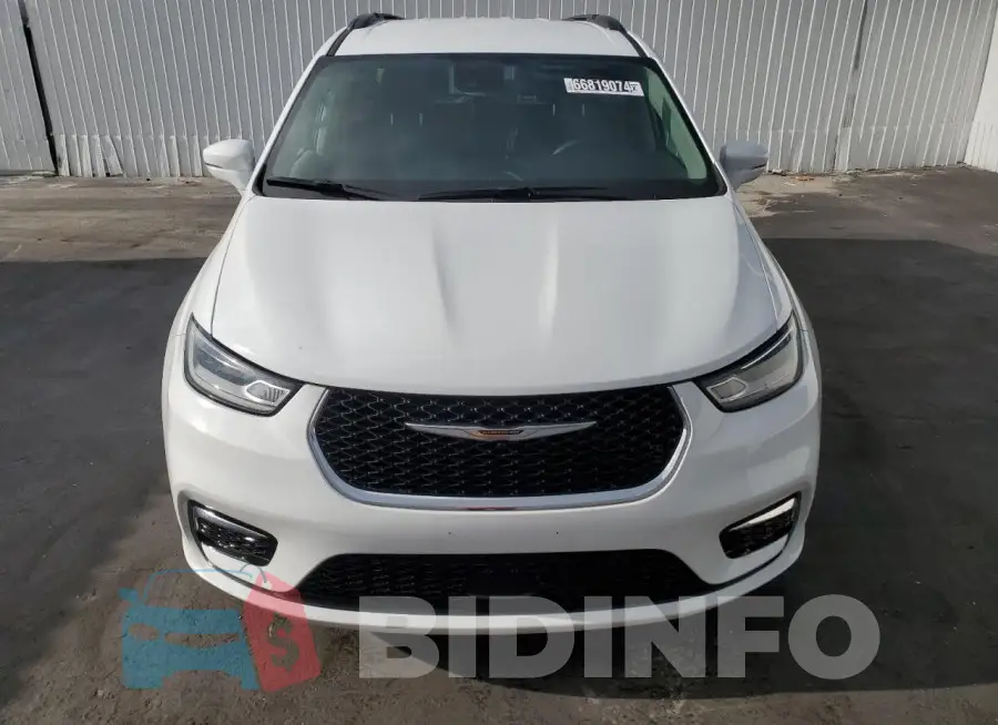 2C4RC1BG3NR167352 Photo# 5