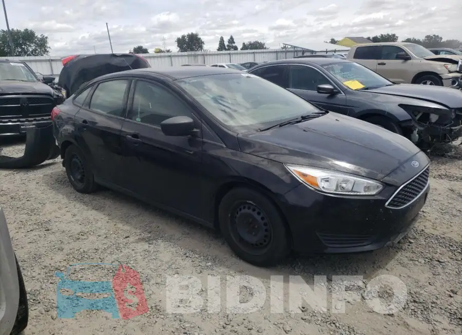 1FADP3E24GL384226 Photo# 4