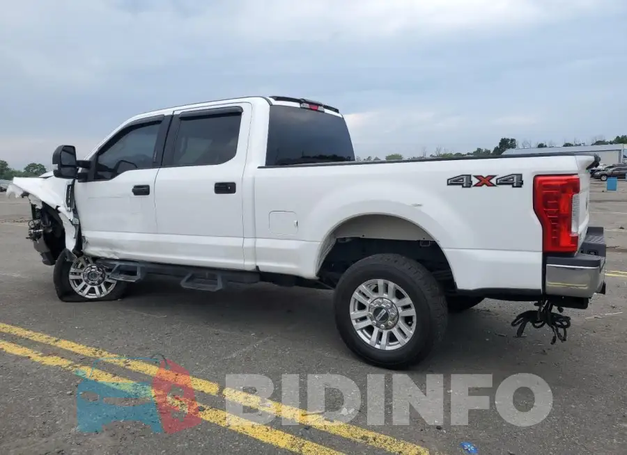 1FT7W2B65JEB83264 Photo# 2