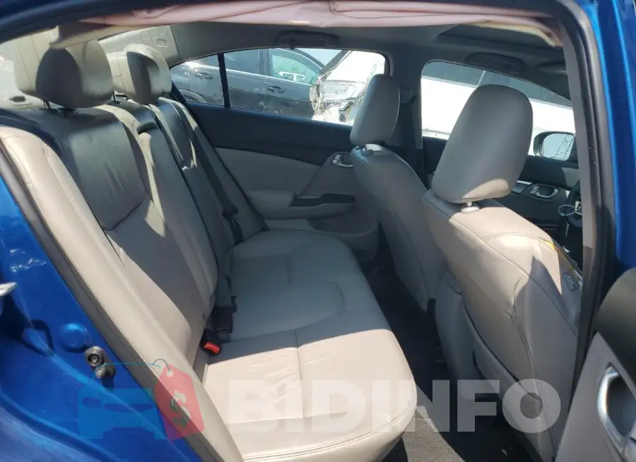 19XFB2F93FE052227 Photo# 10