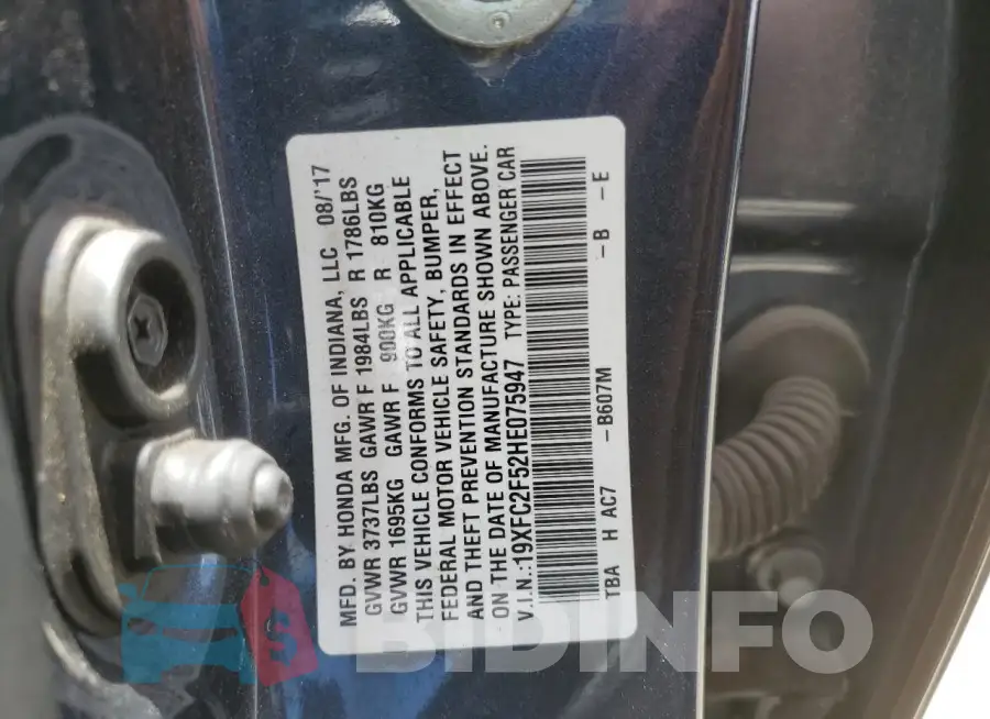 19XFC2F52HE075947 Photo# 12