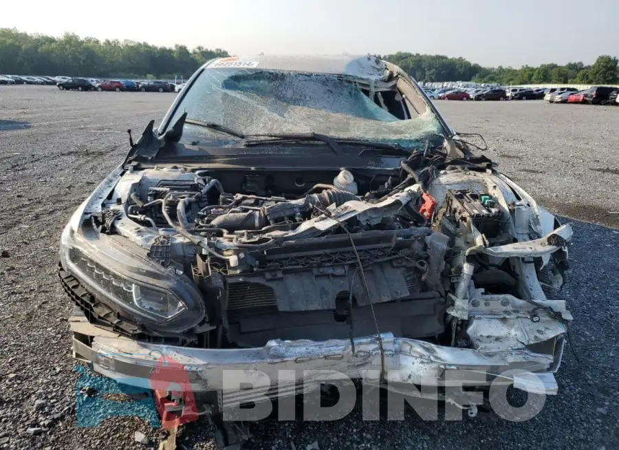 1HGCV1F38JA211823 Photo# 5