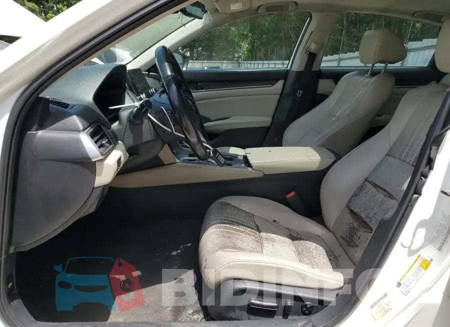 1HGCV3F56JA005607 Photo# 7