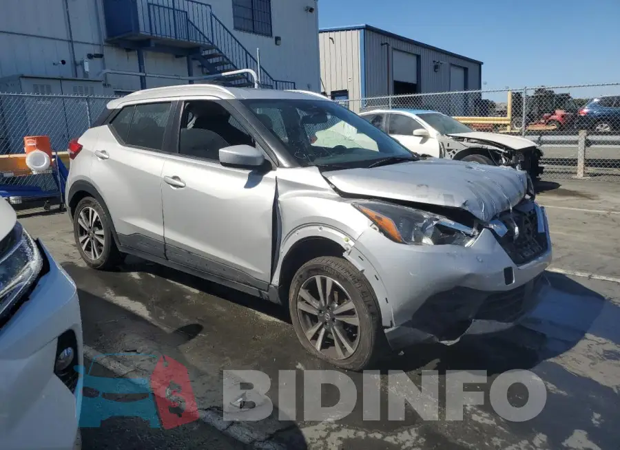 3N1CP5CV2LL517744 Photo# 4