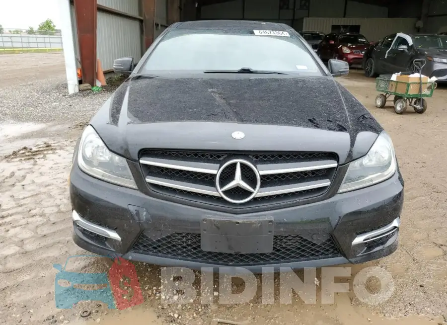 WDDGJ4HB8FG370188 Photo# 5