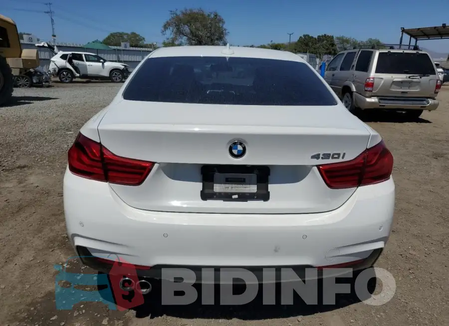 WBA4W3C57KAF93121 Photo# 6