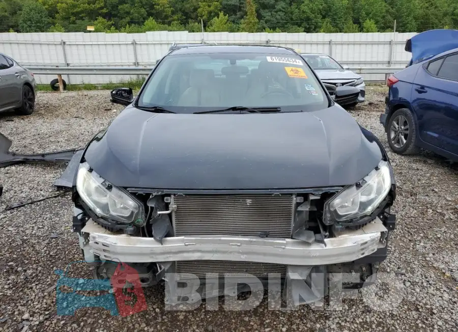19XFC2F7XGE084816 Photo# 5