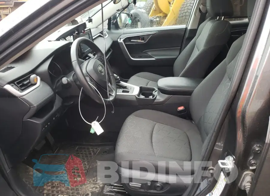 2T3R1RFV4MC228551 Photo# 4