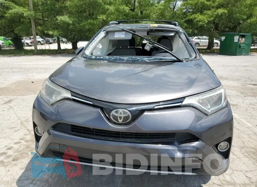 JTMWFREV1HJ118601 Photo# 5