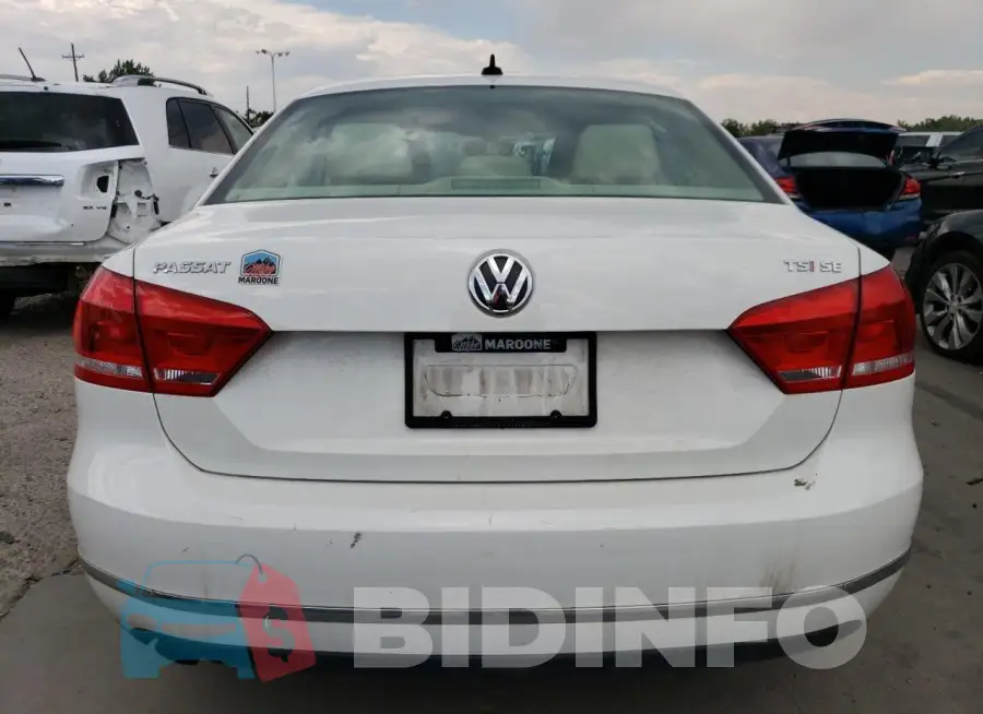 1VWBS7A39FC045107 Photo# 6