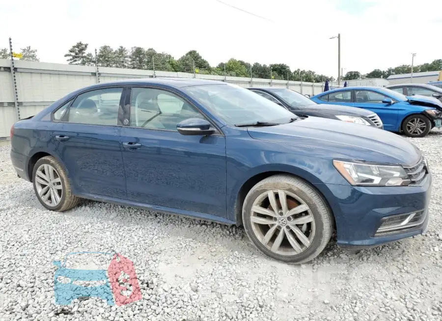 1VWLA7A33KC012332 Photo# 4