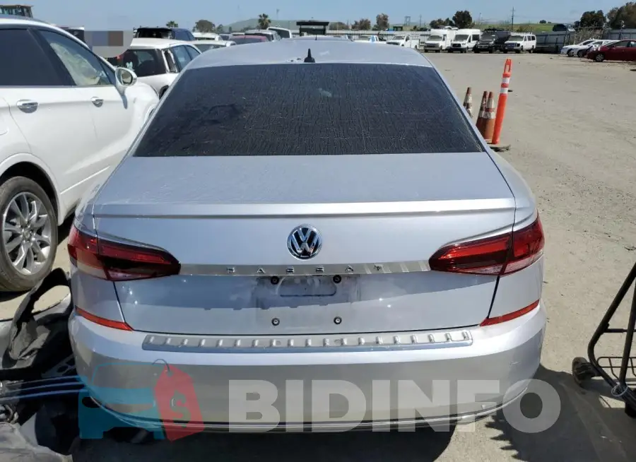 1VWSA7A32MC001742 Photo# 6