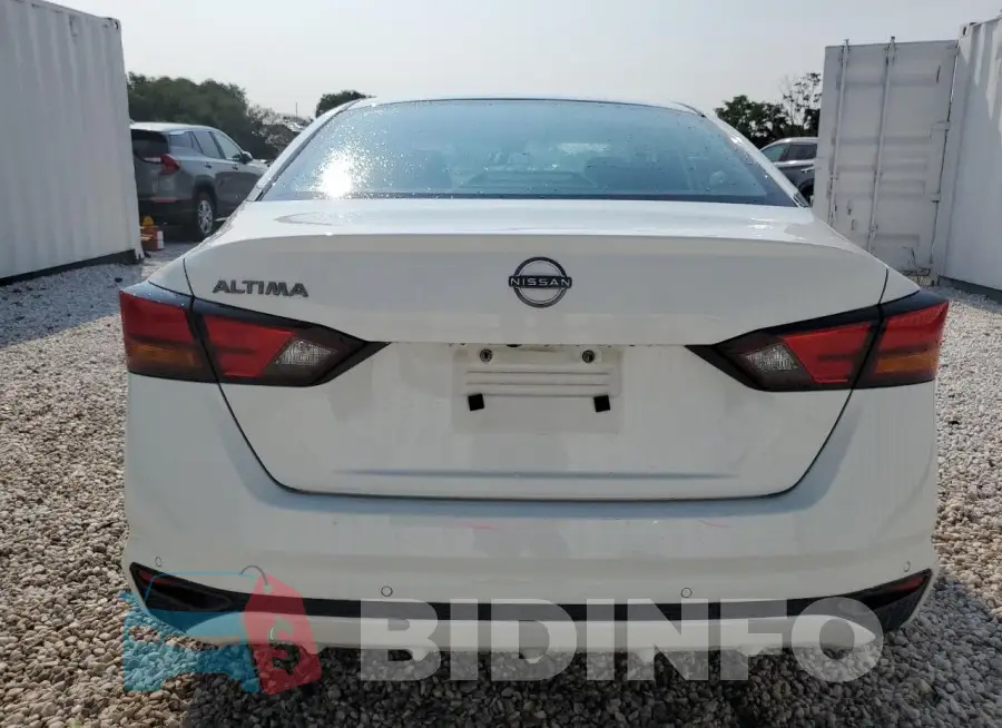 1N4BL4BV0PN315755 Photo# 6