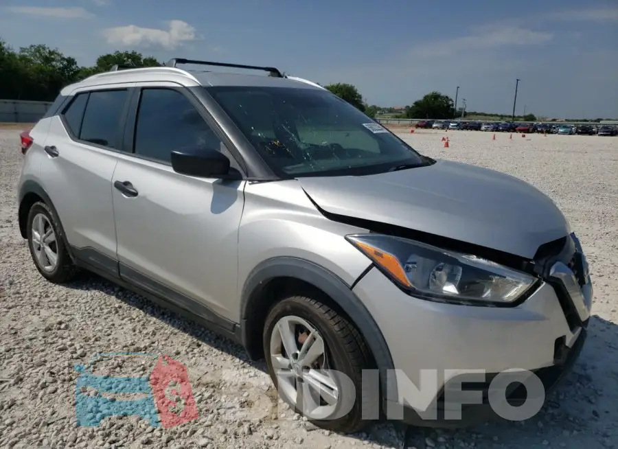 3N1CP5CU9KL564808 Photo# 4