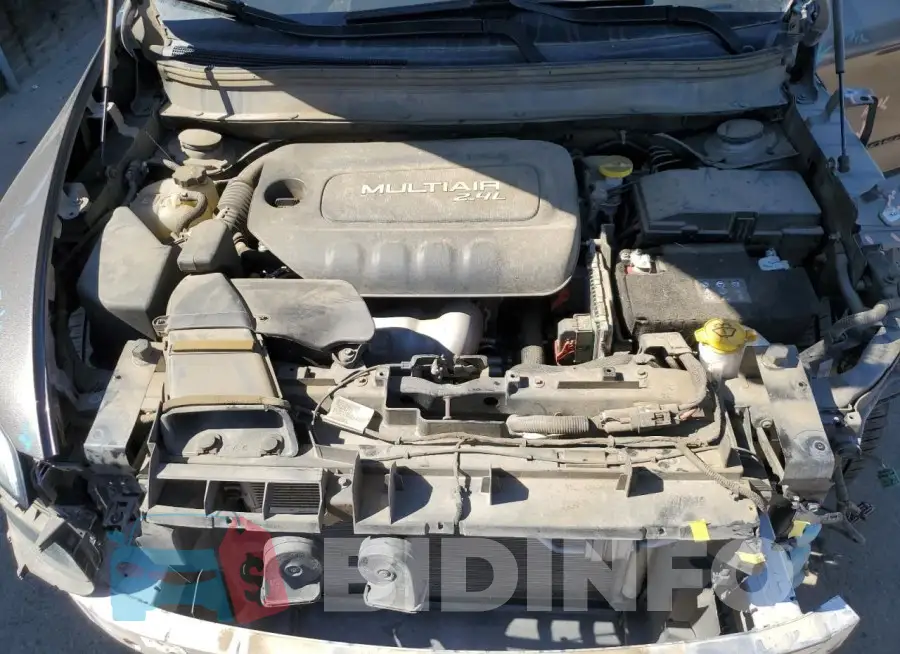 1C4PJLCB2JD590917 Photo# 12