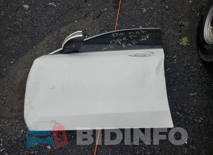 55SWF4KB1GU139918 Photo# 12
