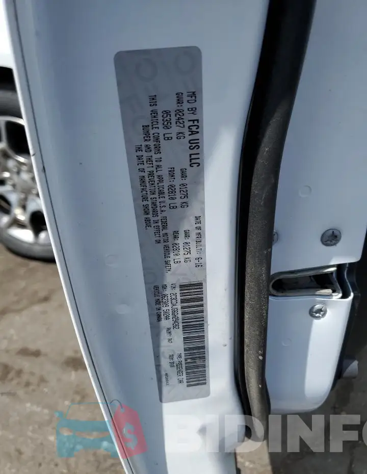 2C3CDXJG6GH294262 Photo# 12