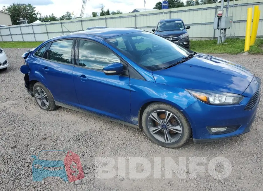 1FADP3F20JL254806 Photo# 4