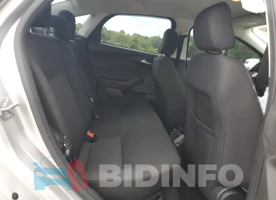 1FADP3F27HL286856 Photo# 10