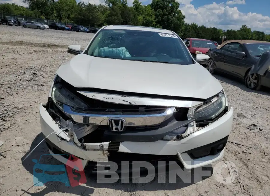 19XFC1F90HE018711 Photo# 5