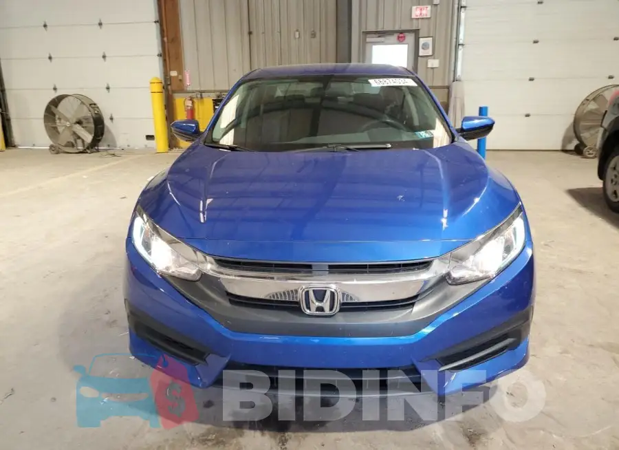 19XFC2F57GE220463 Photo# 5