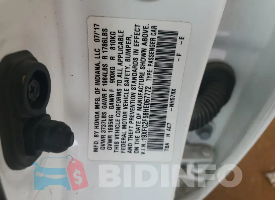 19XFC2F58HE067772 Photo# 13