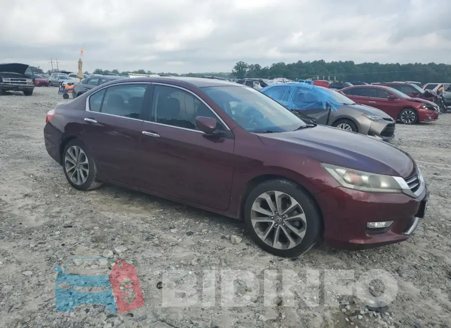 1HGCR2F58FA135068 Photo# 4