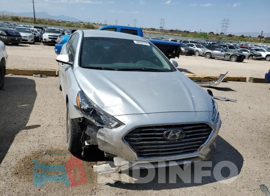 5NPE24AF7KH744047 Photo# 5