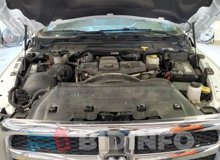 3C63R3CL7JG353852 Photo# 11