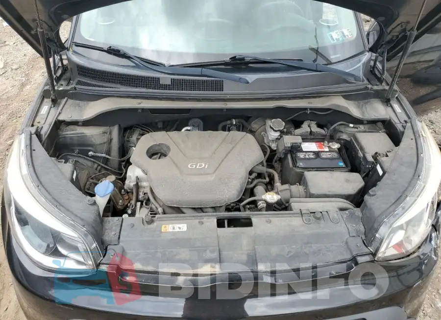 KNDJN2A26F7162166 Photo# 12