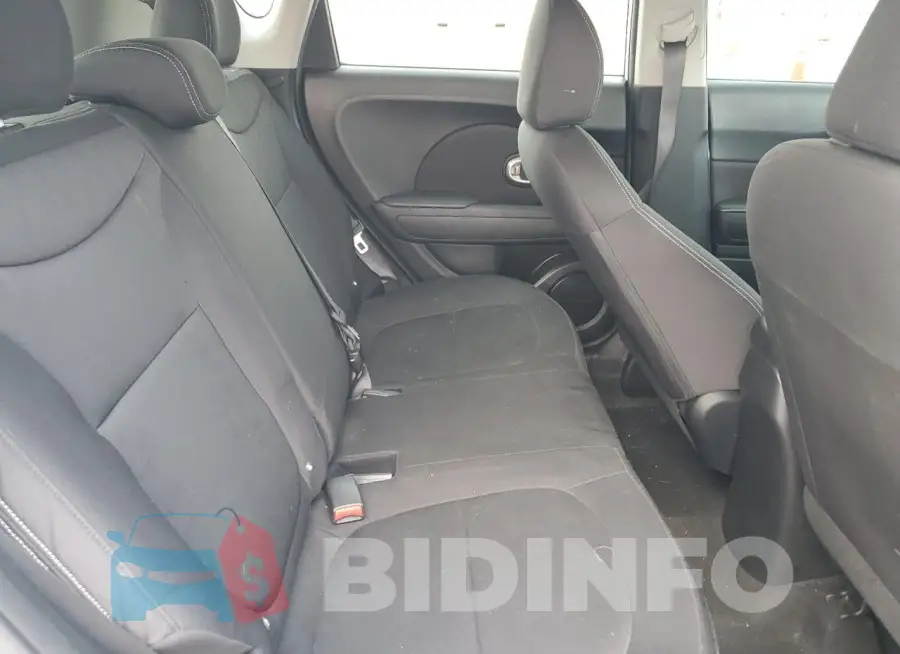 KNDJN2A26F7794262 Photo# 11