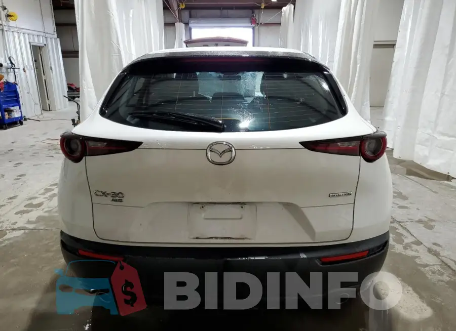 3MVDMBAL7MM212843 Photo# 6
