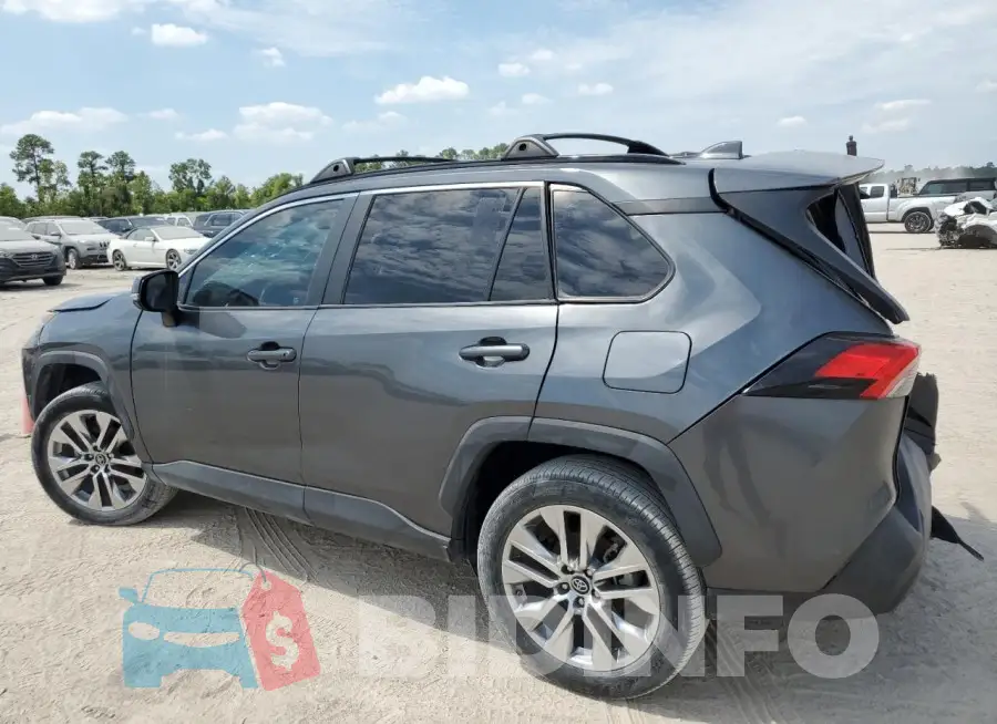 2T3C1RFV8KC031580 Photo# 2