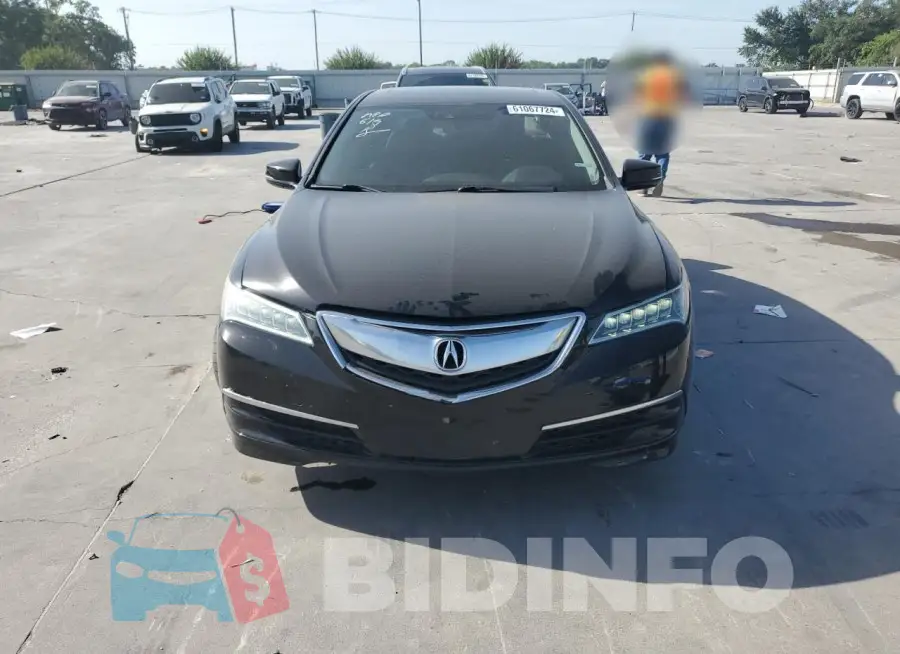 19UUB2F57FA025461 Photo# 5