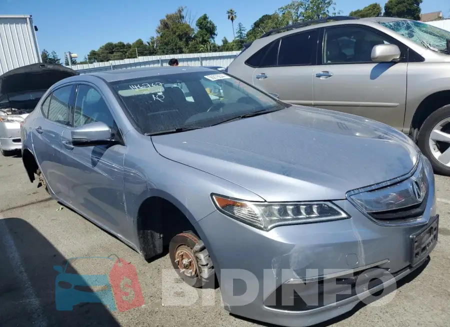19UUB2F5XFA024949 Photo# 4