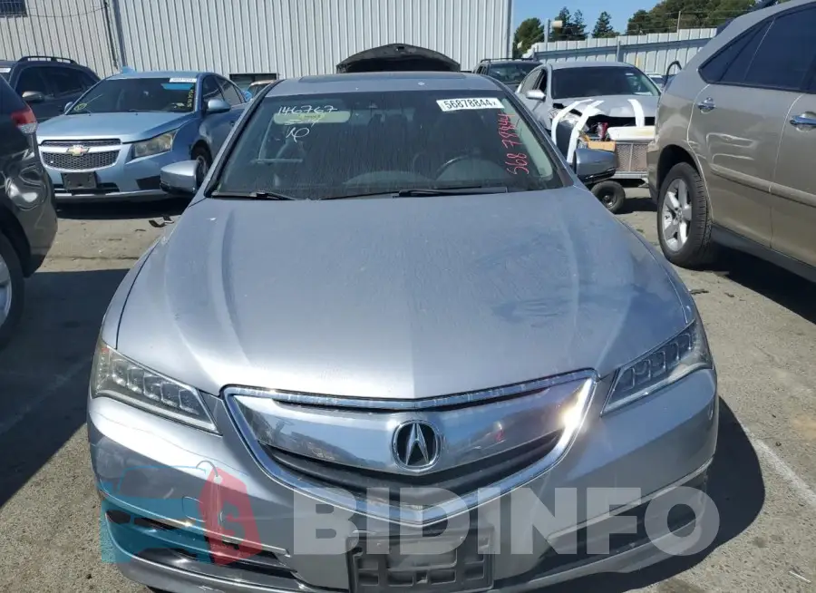 19UUB2F5XFA024949 Photo# 5