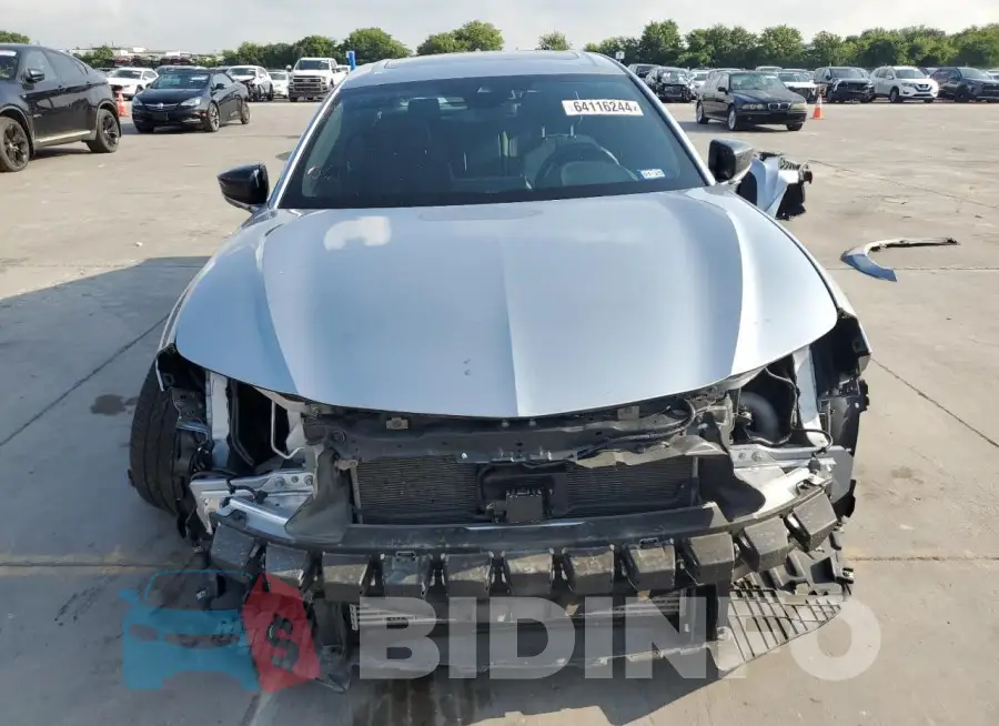19UUB5F53PA000818 Photo# 5