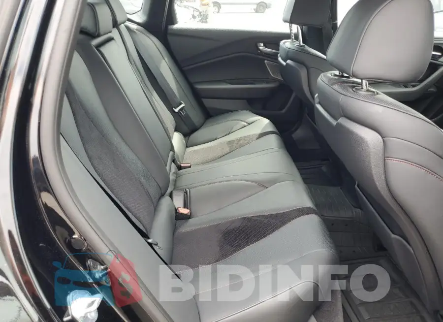 19UUB6F57NA003286 Photo# 10
