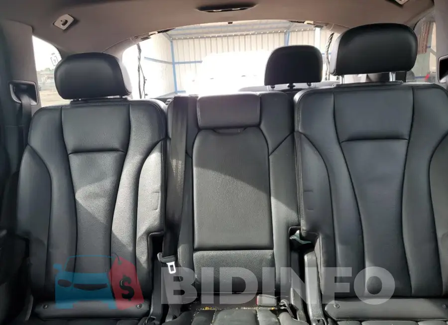 WA1AHAF72KD019307 Photo# 10