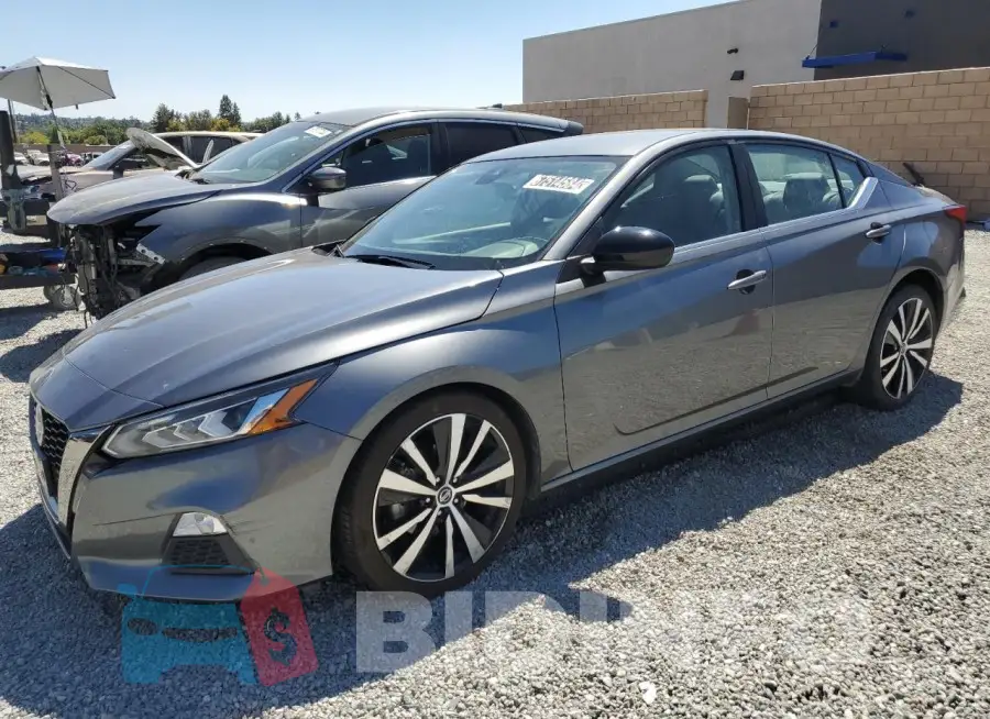 1N4BL4CV5NN390317 Photo# 1